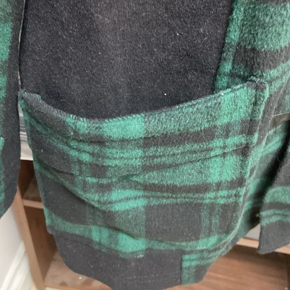 Blue Heroes Green and Black Plaid Men's Jacket - Picture 5 of 8